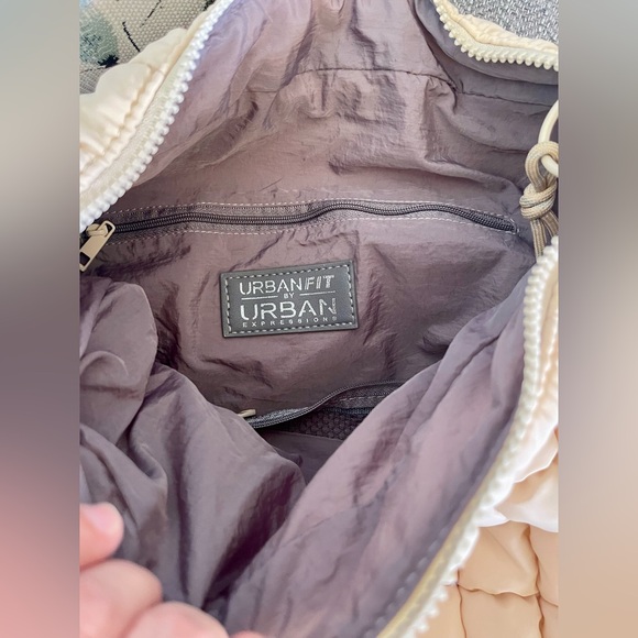 NWOT Urban Expressions Square Quilt Nylon Hobo Bag - Picture 5 of 7